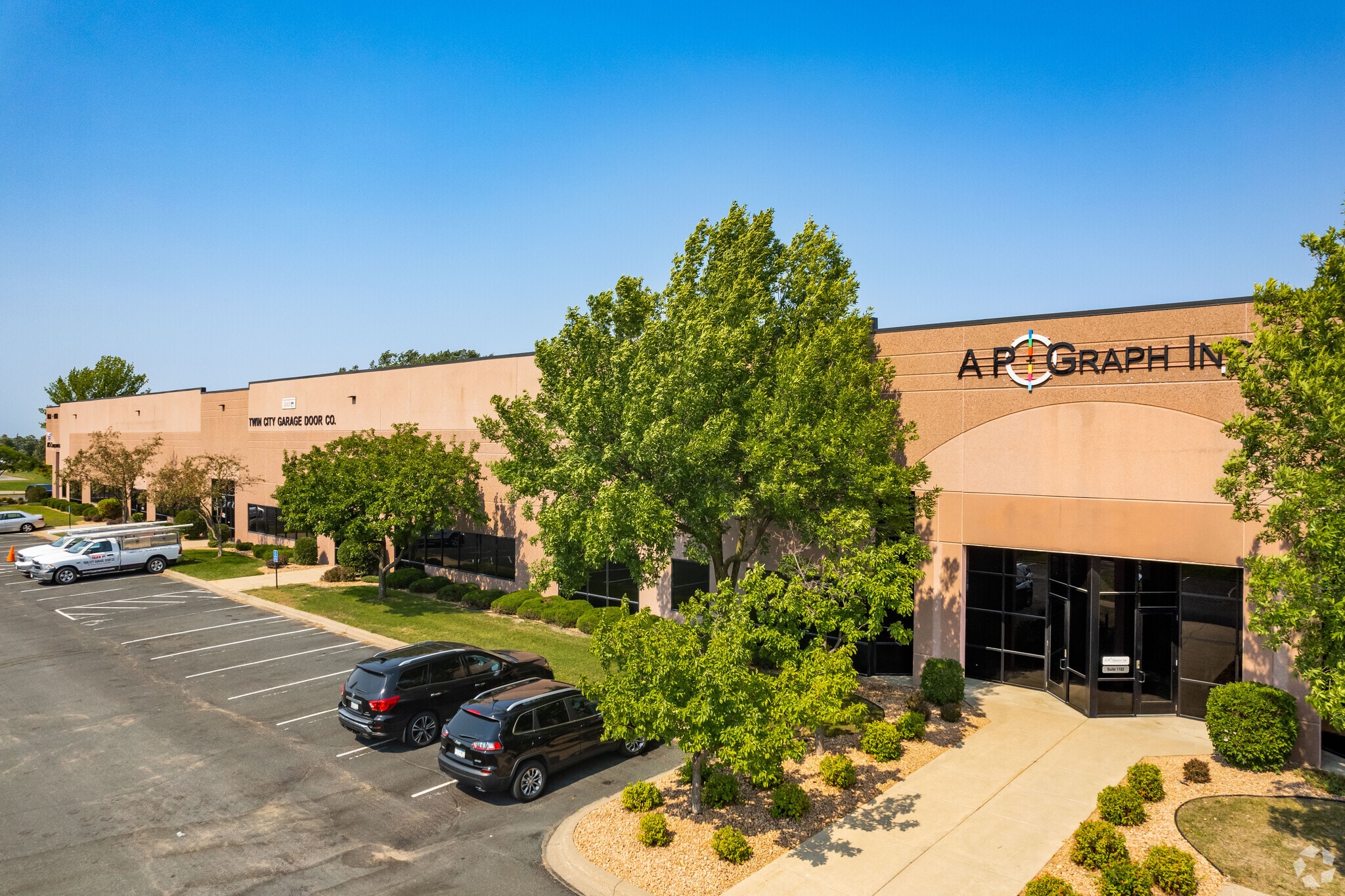 1166-1200 Cliff Rd E, Burnsville, MN for Rent