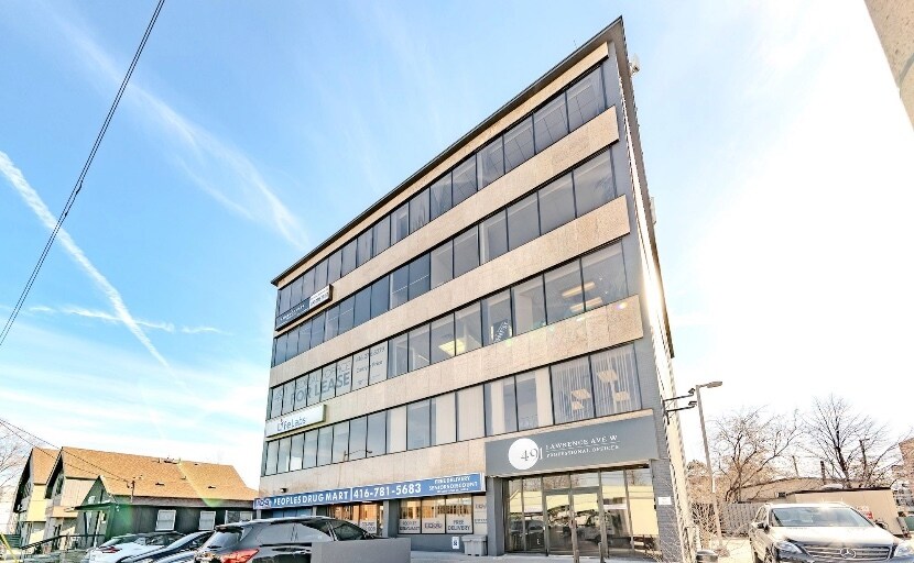 491 Lawrence Av W, Toronto, ON for Rent