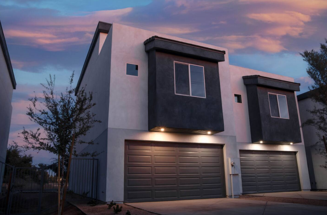 2834 N 19th Ave, Phoenix, AZ for Sale