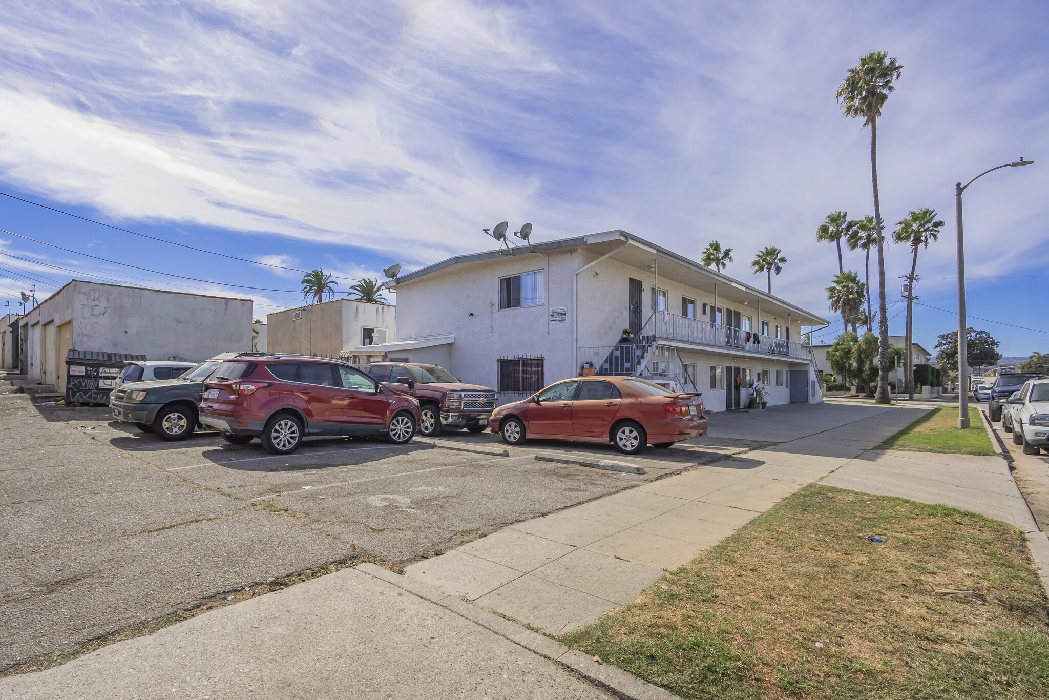 844 King Ave, Wilmington, CA for Sale