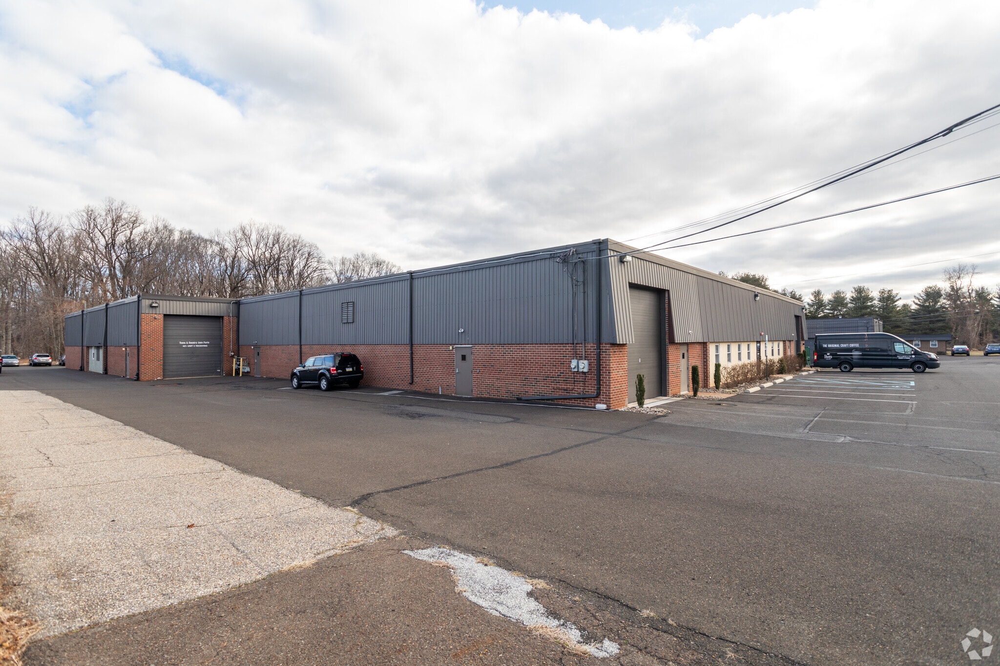 421-431 Pike Rd, Huntingdon Valley, PA for Rent
