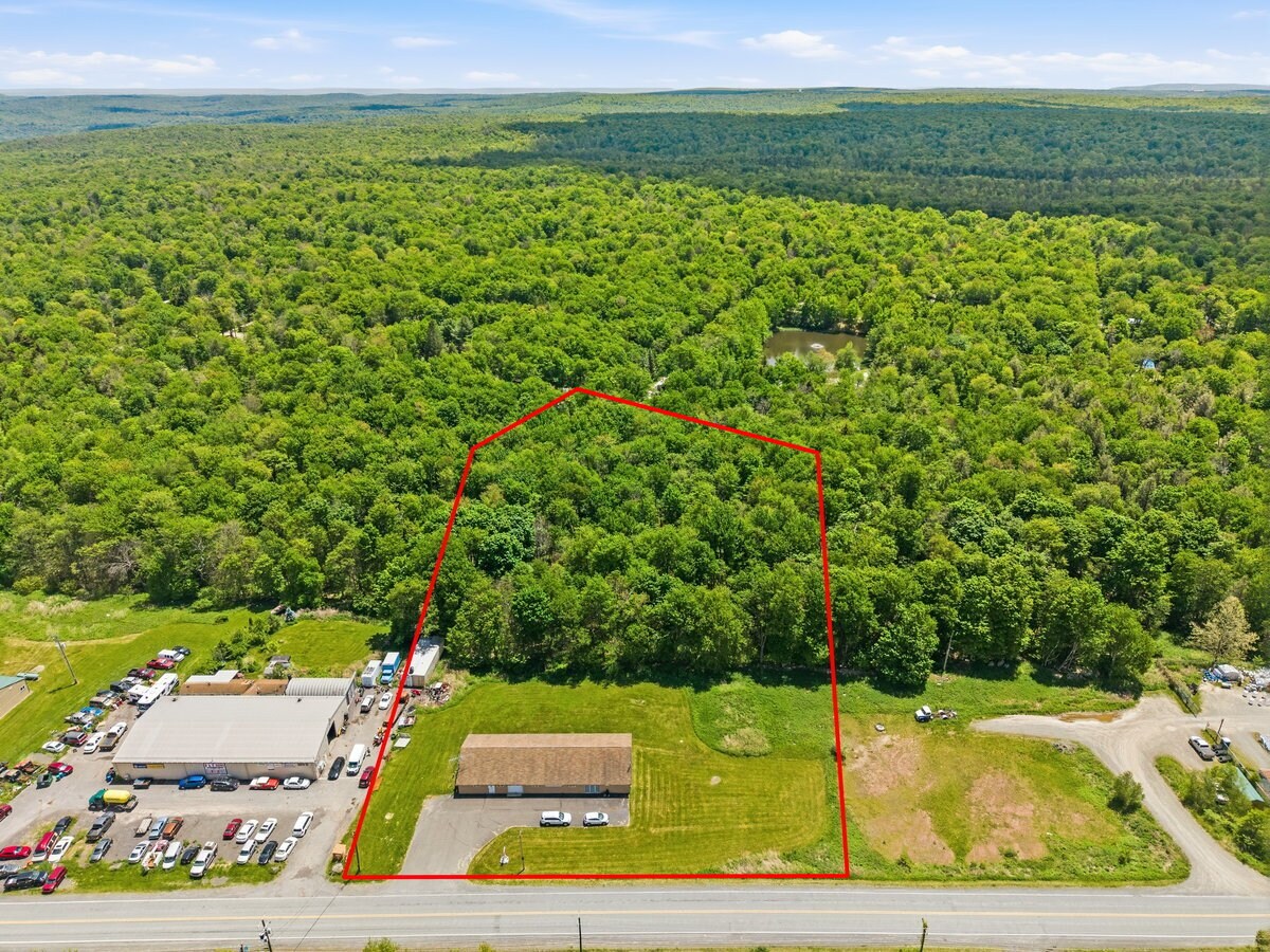 1304 Main St, Gouldsboro, PA for Sale