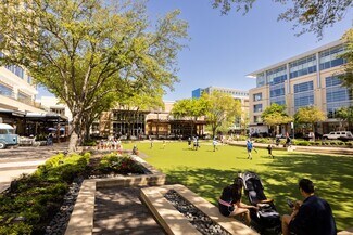 Houston, TX Retail - 800 Town And Country Blvd