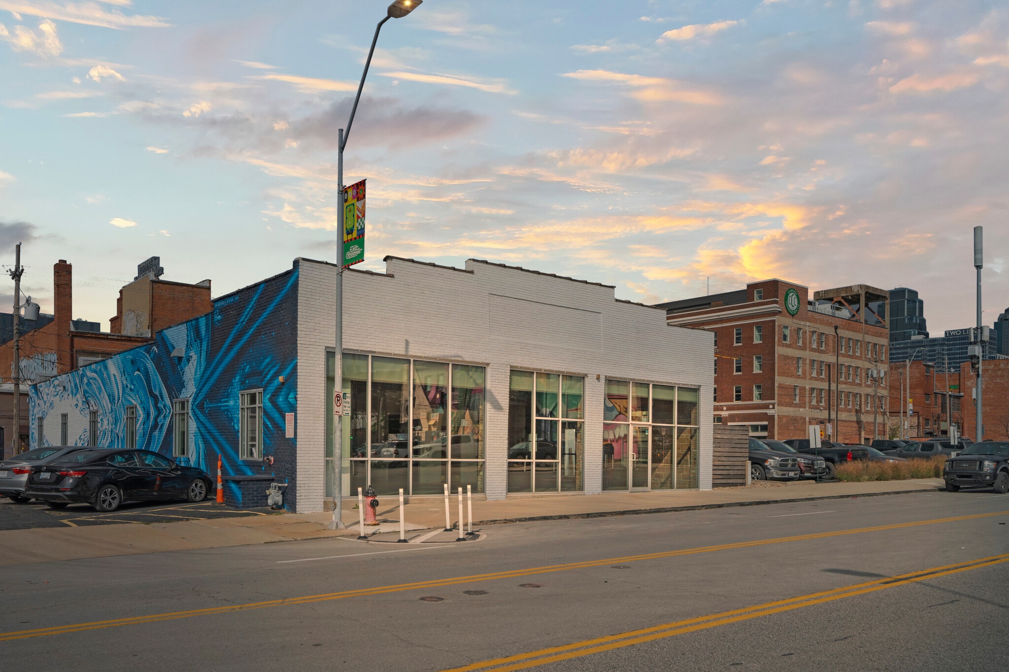 1814 Oak St, Kansas City, MO for Rent