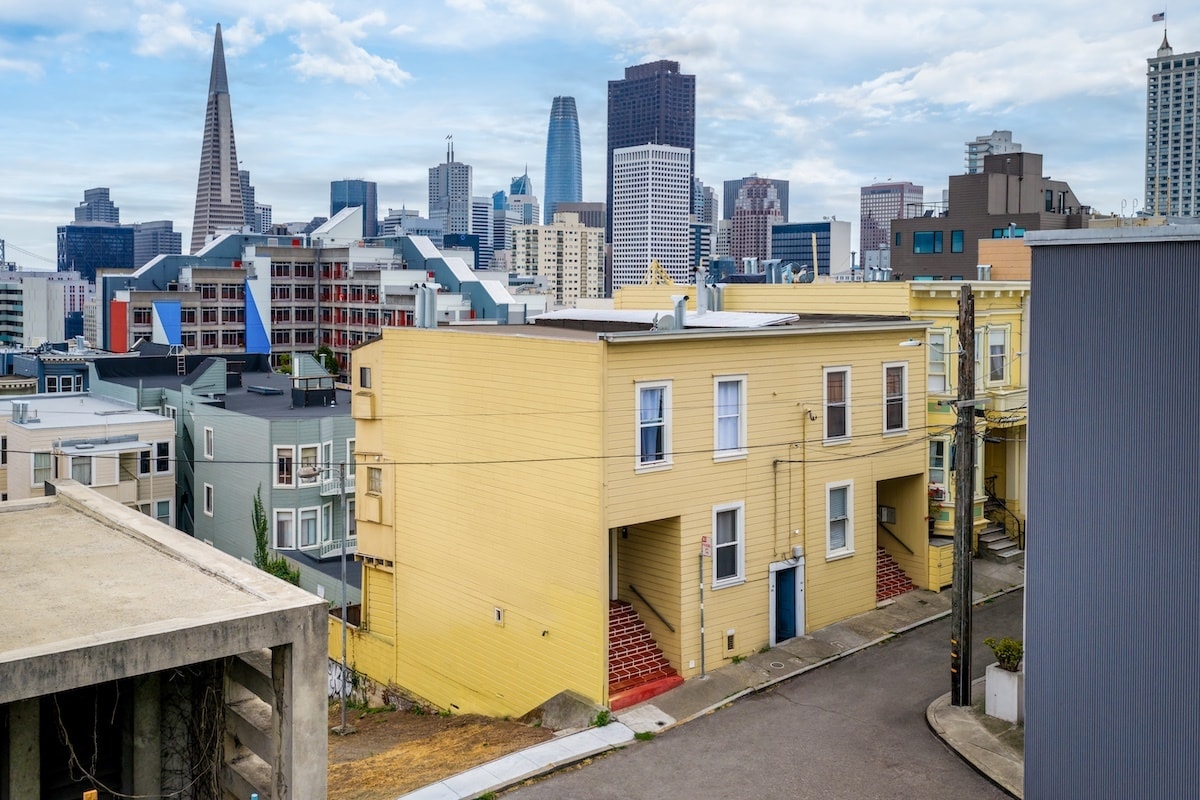 54-60 Salmon St, San Francisco, CA for Sale