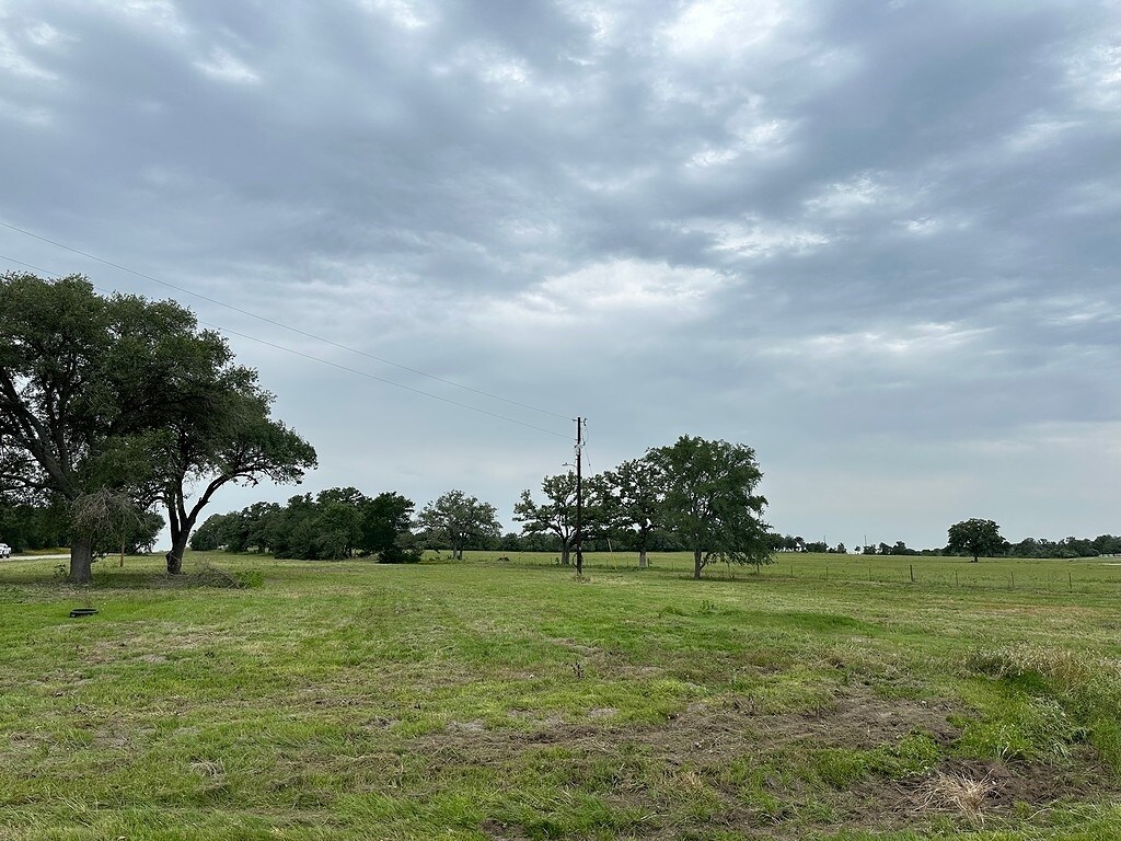 4903 FM 180, Ledbetter, TX for Sale
