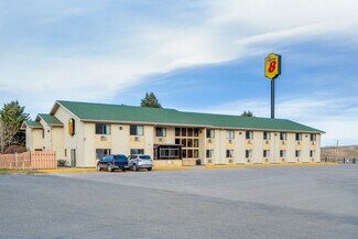 Hotels by Yellowstone National Park