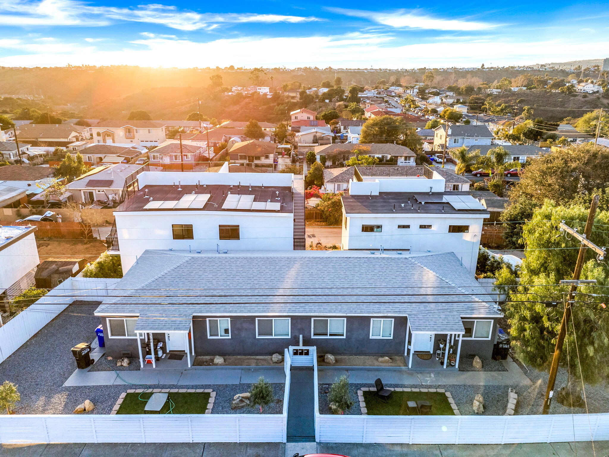 2386 W Jewett St, San Diego, CA for Sale