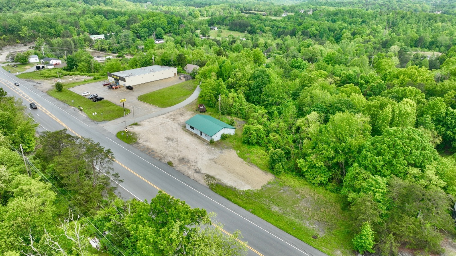 5590 Richmond Rd, Irvine, KY for Sale