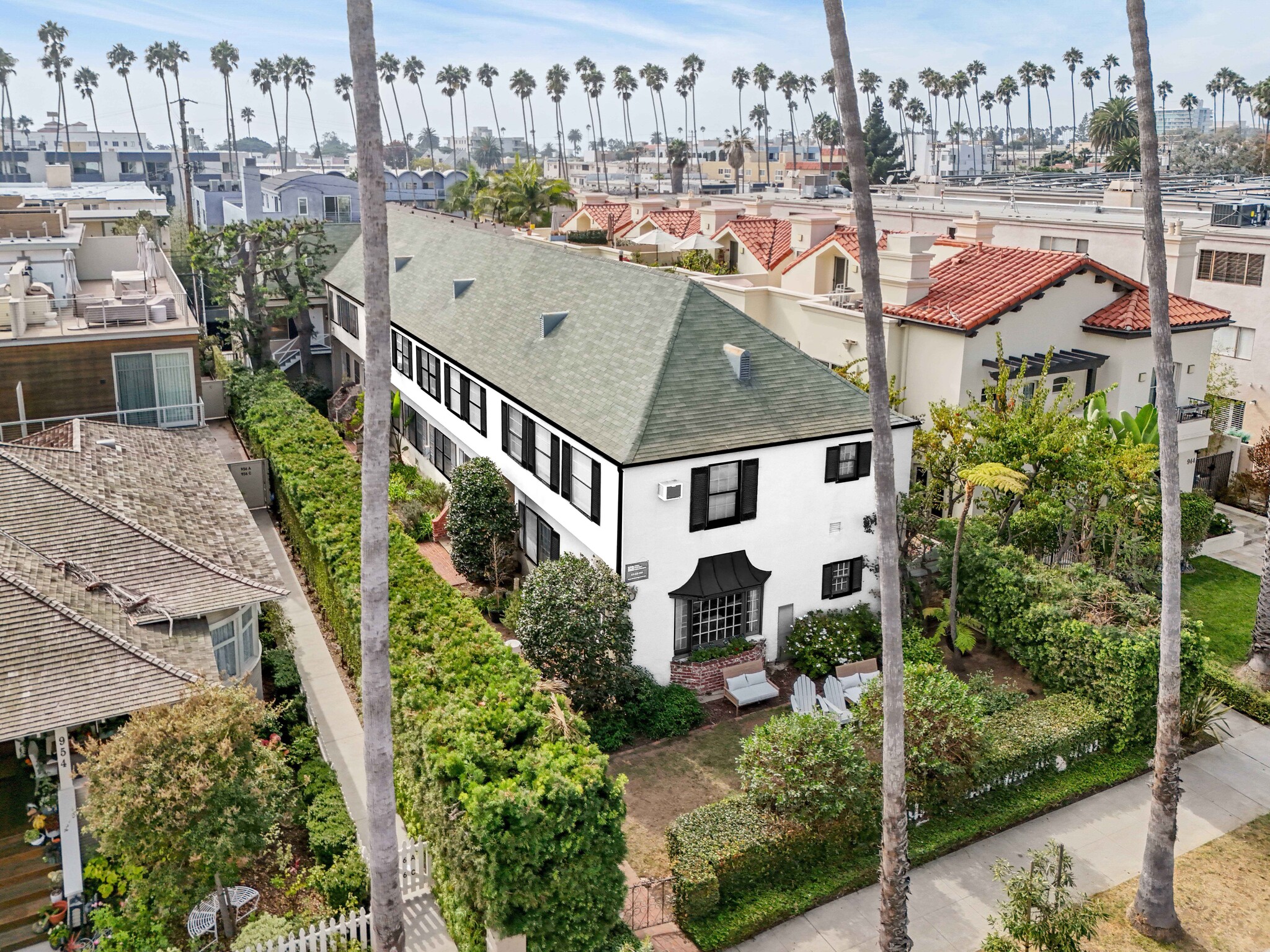 948 5th St, Santa Monica, CA for Sale