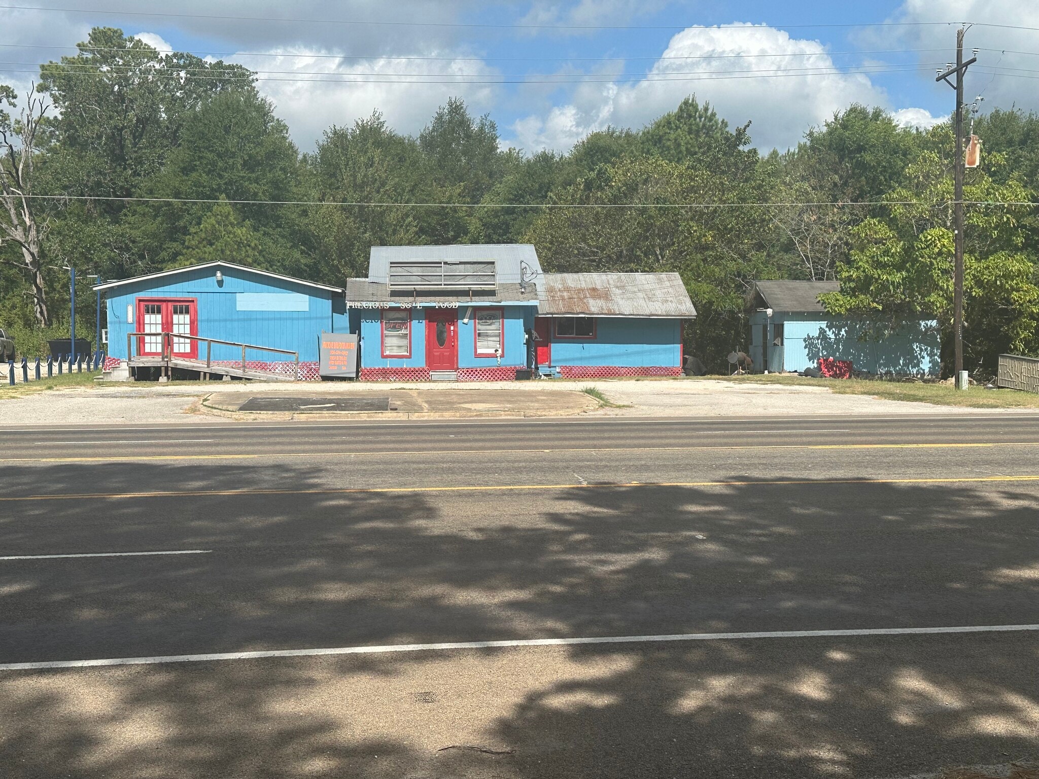 1816 Robb st, Trinity, TX for Sale