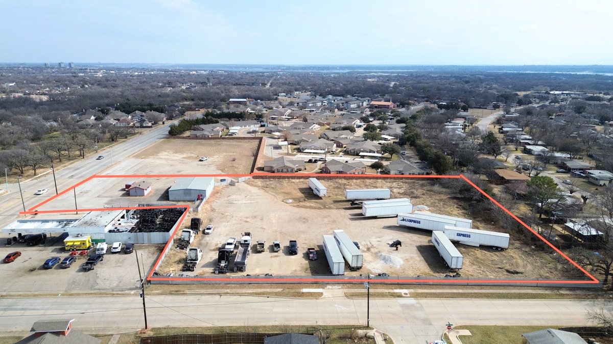 4612 E Berry St, Fort Worth, TX for Sale