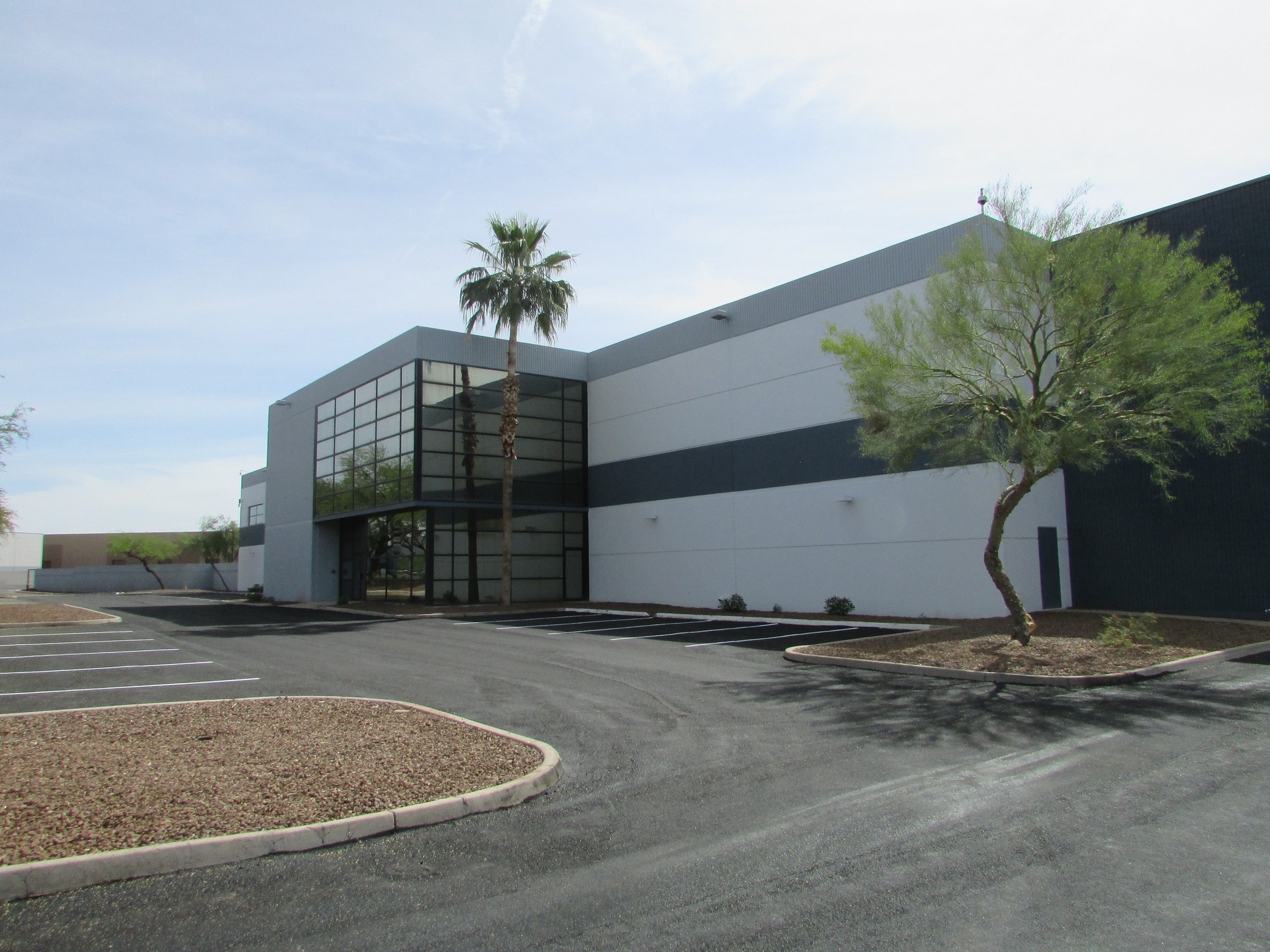 323 S Bracken Ln, Chandler, AZ for Rent