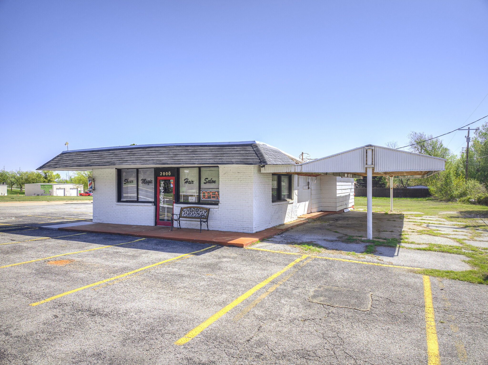 2000 S Midwest Blvd, Oklahoma City, OK for Sale