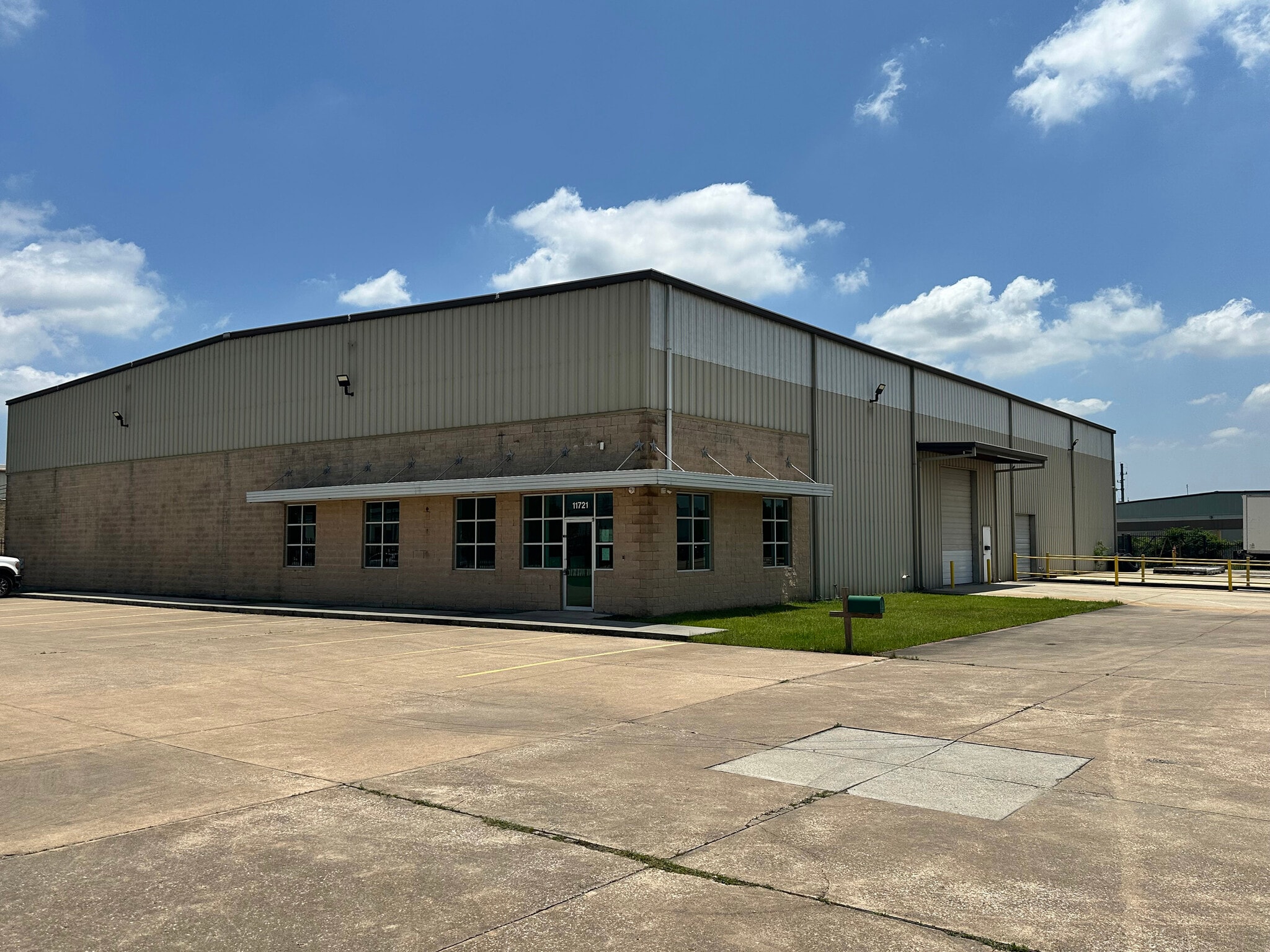 11721 Tanner Rd, Houston, TX for Rent