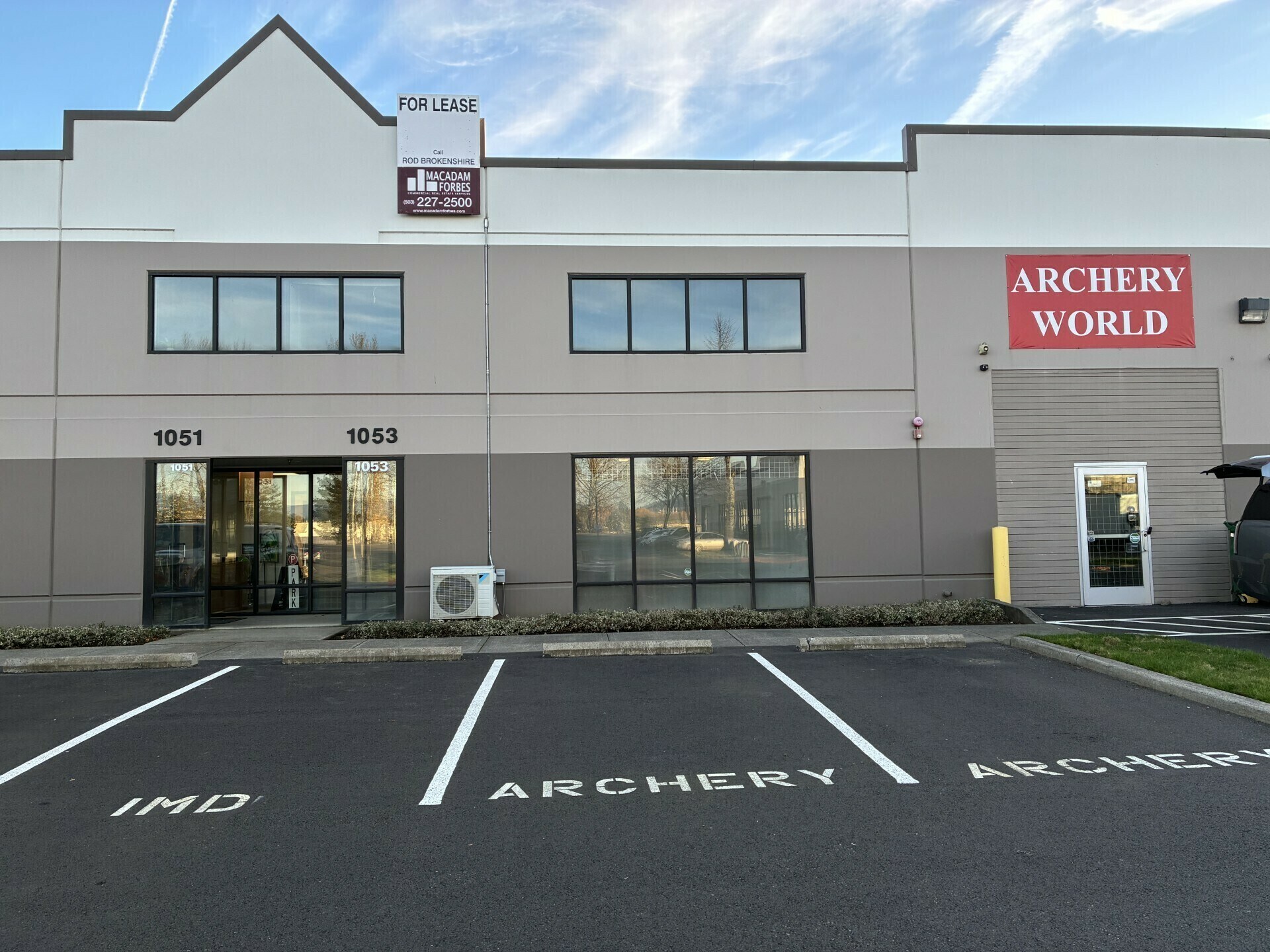 1057 NW Corporate Dr, Troutdale, OR for Rent