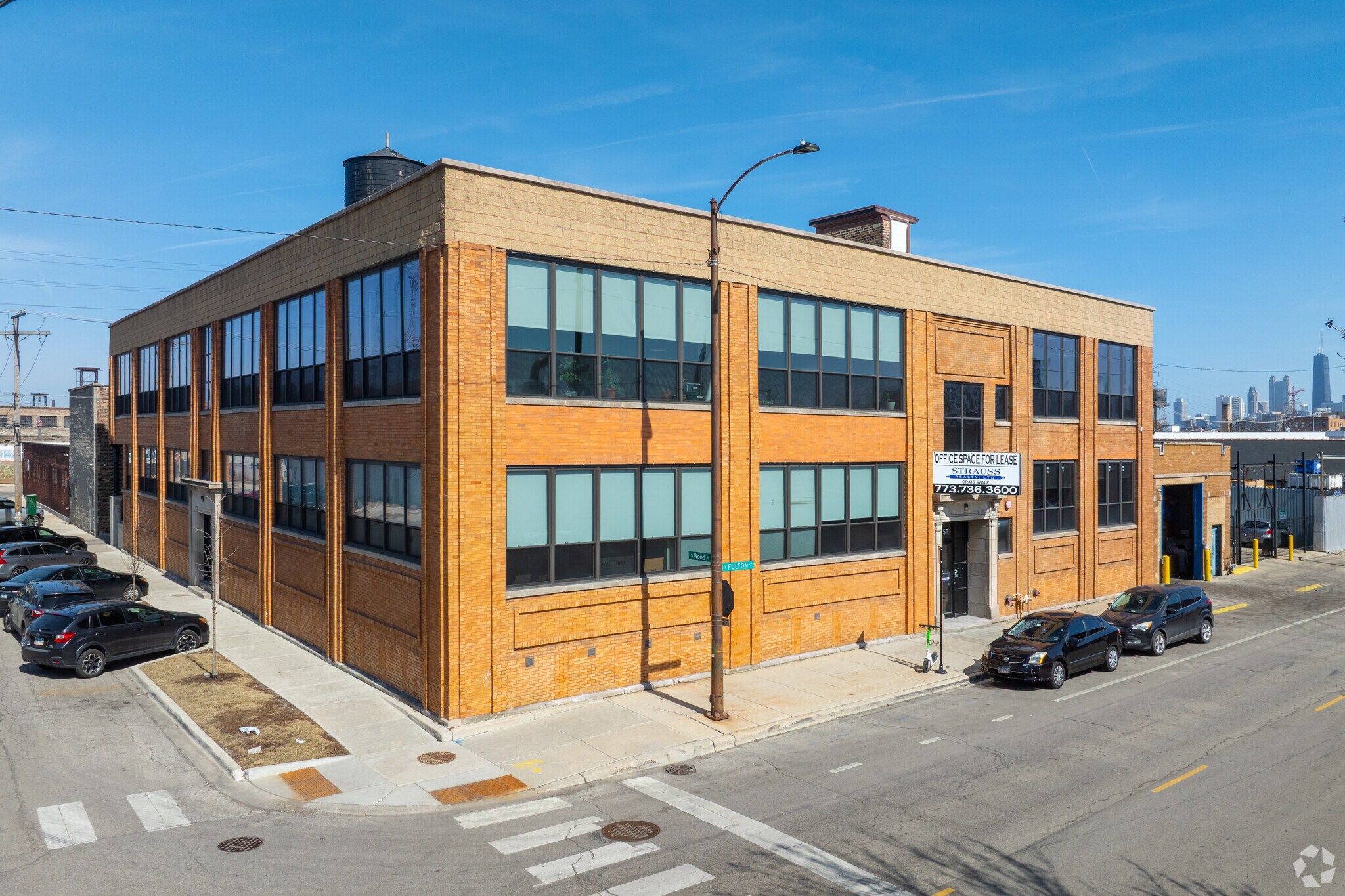 1750 W Fulton St, Chicago, IL for Rent