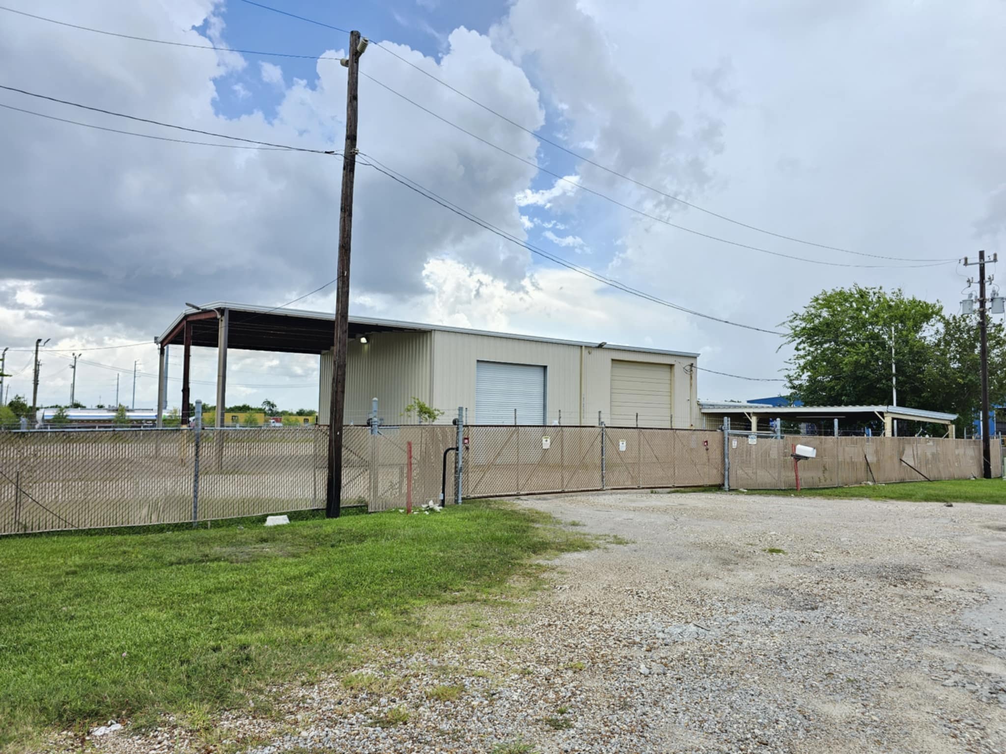 1812 W D St, La Porte, TX for Sale