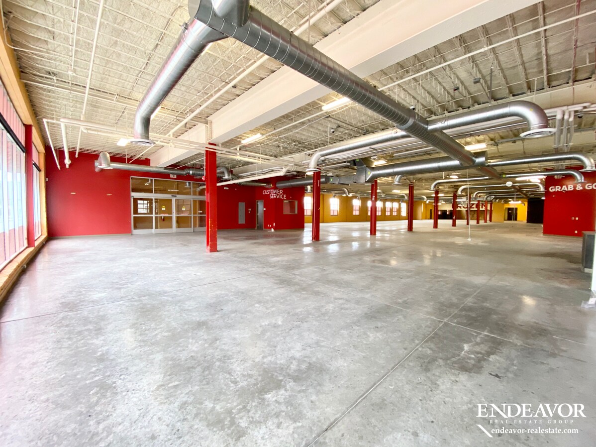 15 17 Pitkin St Rochester Ny 14607 Office Property For Lease On Showcase Com