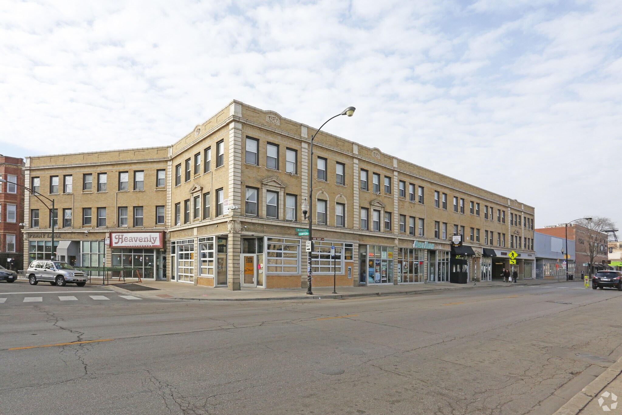 2721 N Spaulding Ave, Chicago, IL for Rent
