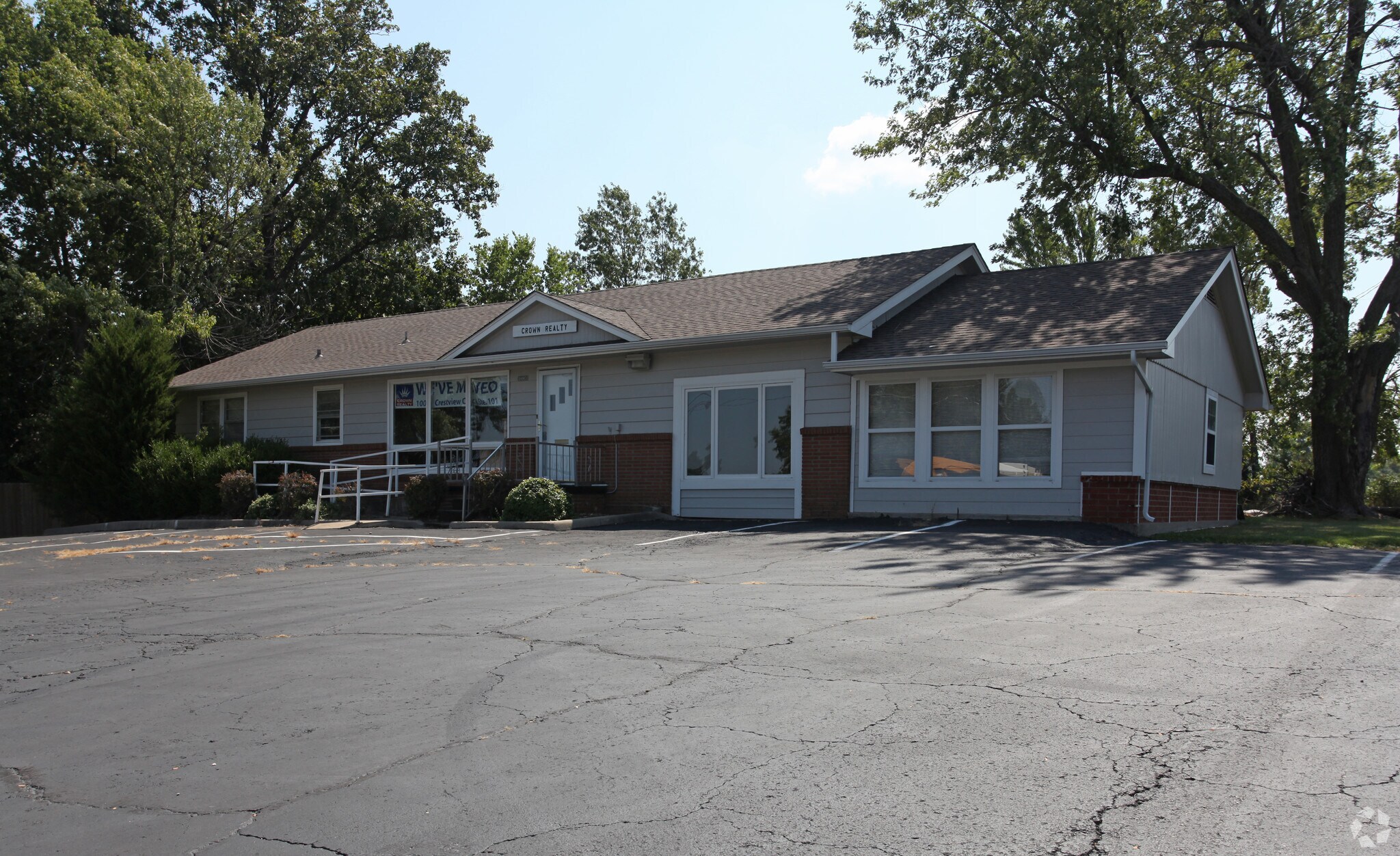 1005 W Amity, Louisburg, KS for Rent