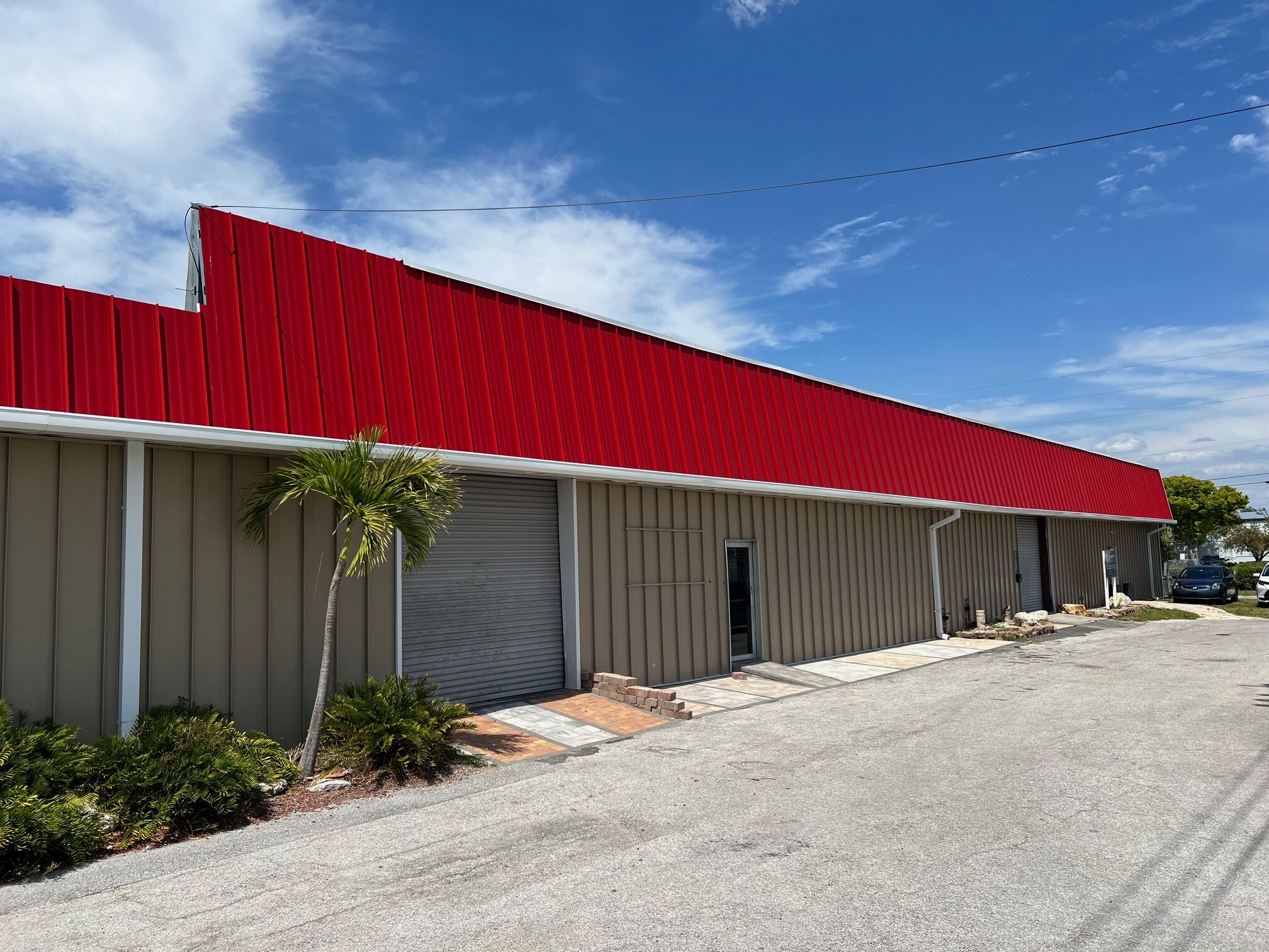 7425 124th Ave, Largo, FL for Rent