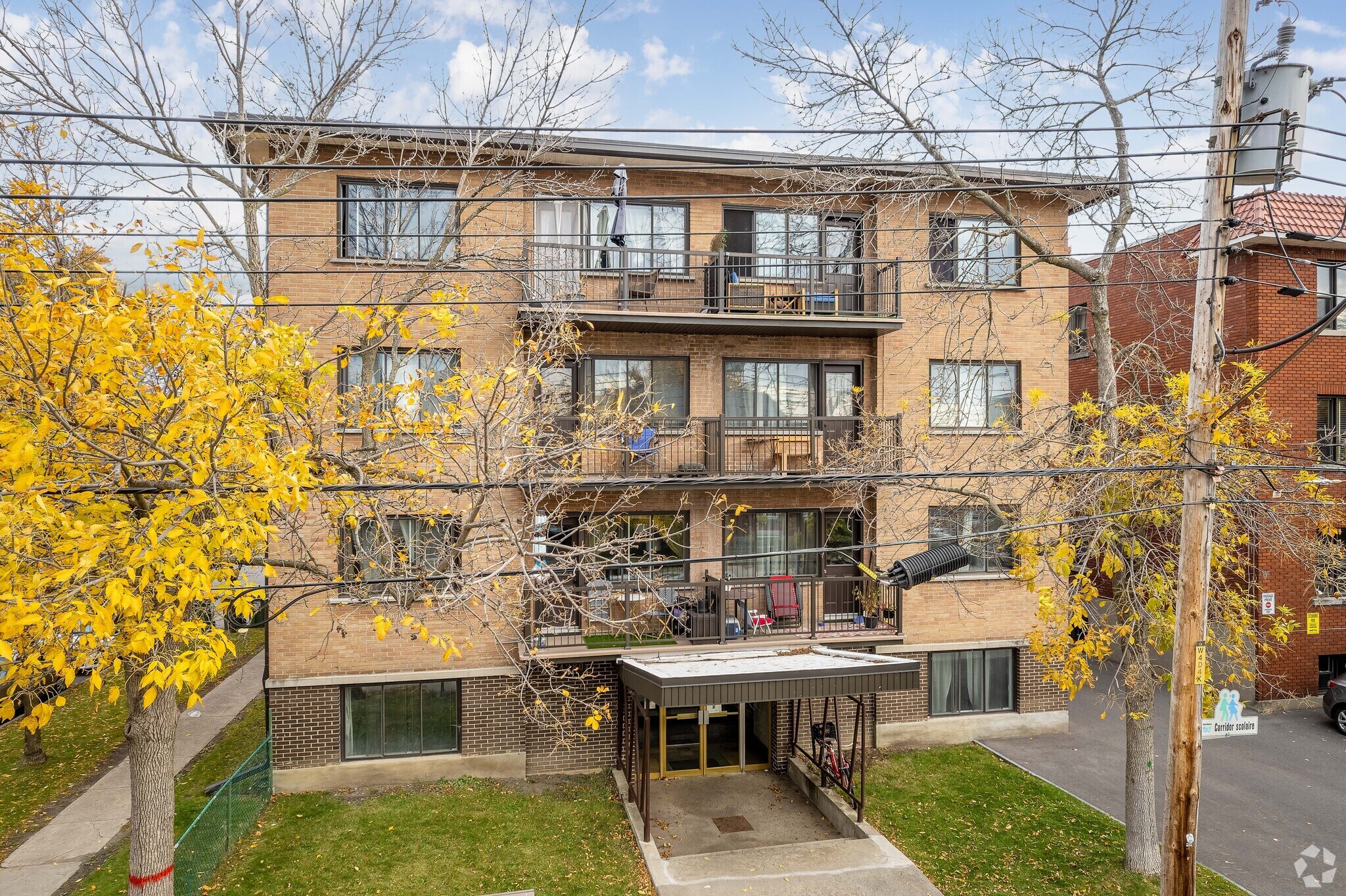 4280 Rue Broadway, Montréal, QC for Sale