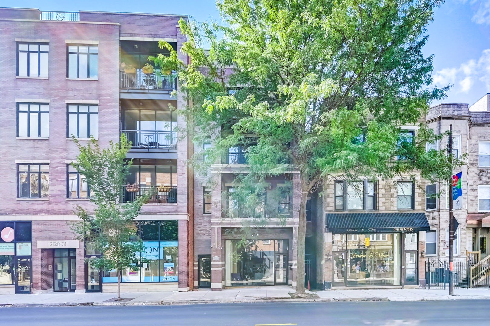 2135 W Belmont Ave, Chicago, IL for Sale