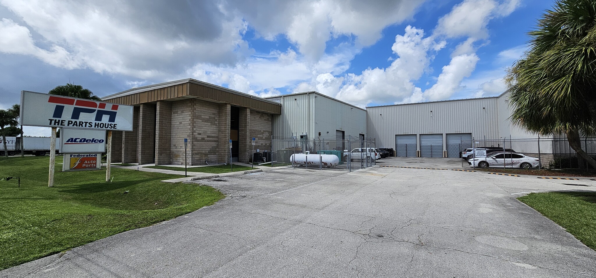 3053 Industrial 31st St, Fort Pierce, FL for Sale