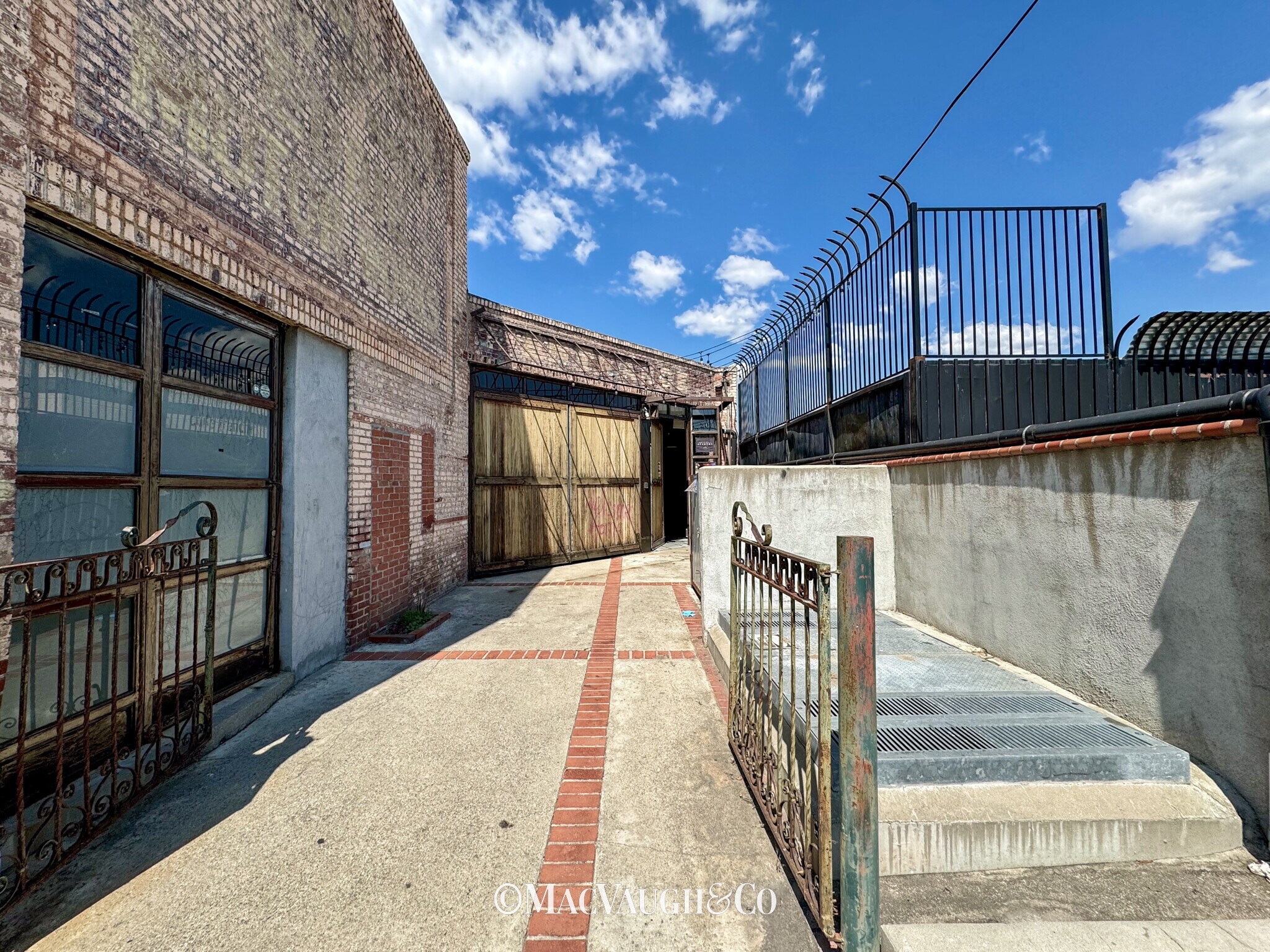 55 Waverly Dr, Pasadena, CA for Rent