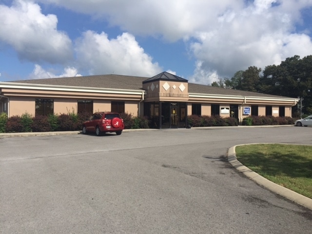 100 Hunters Ln, Tullahoma, TN for Rent