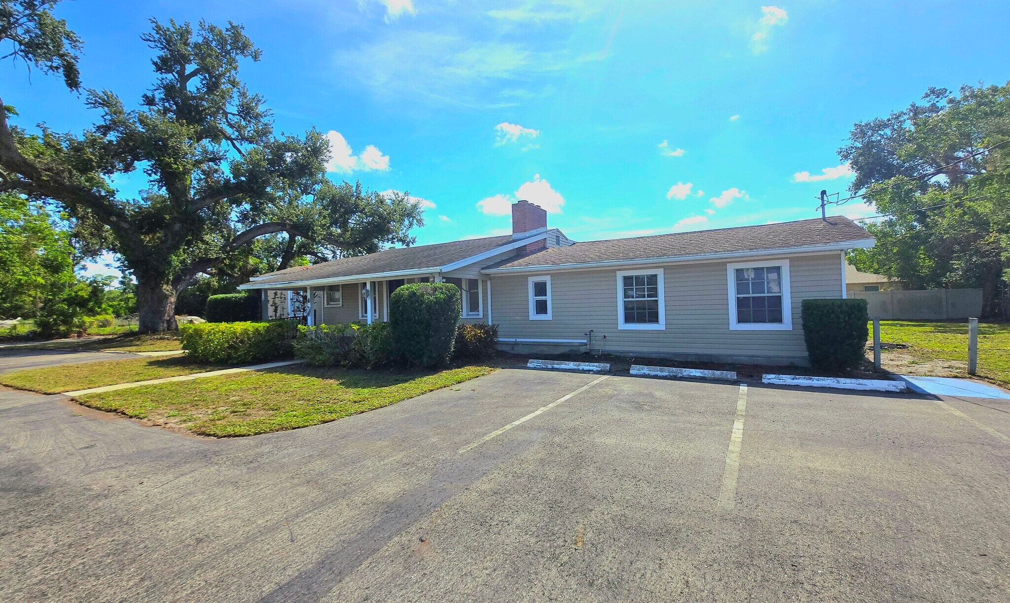 3633 26th St W, Bradenton, FL for Sale