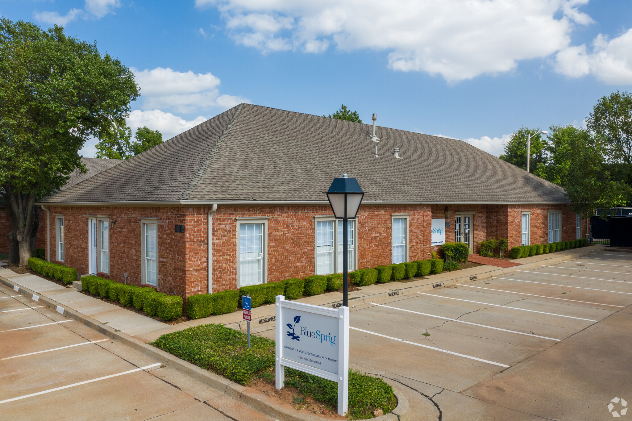 1012 NW Grand Blvd, Oklahoma City, OK for Rent