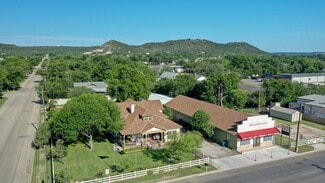 Junction, TX Retail - 105 N 11th St