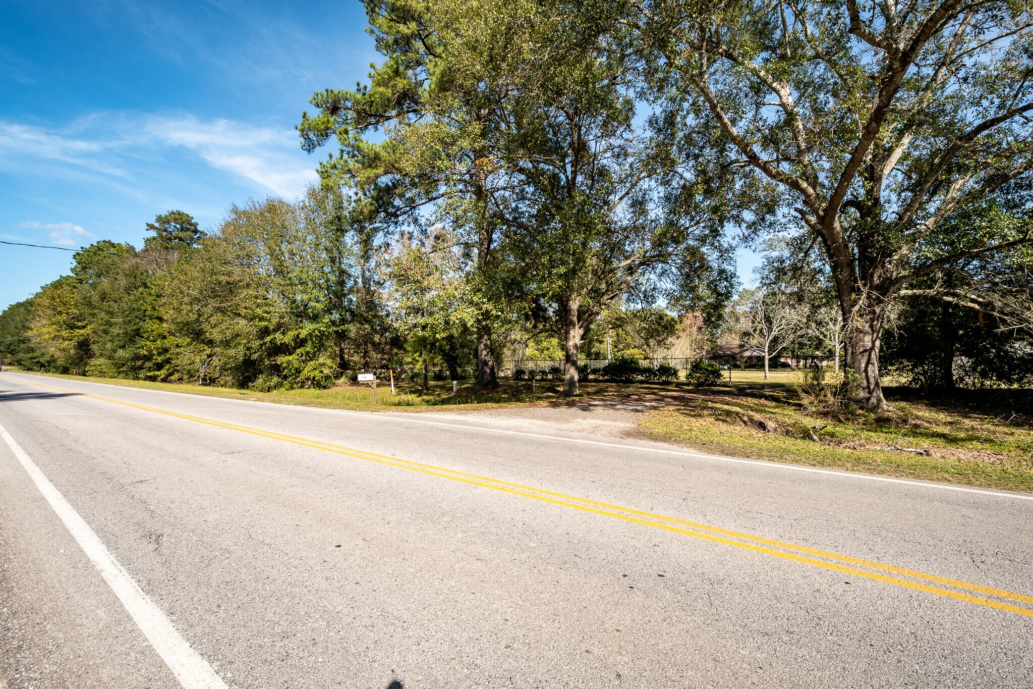 10488 Fostoria Rd, Cleveland, TX for Sale