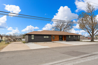 Hewitt, TX Office - 217 W Warren St