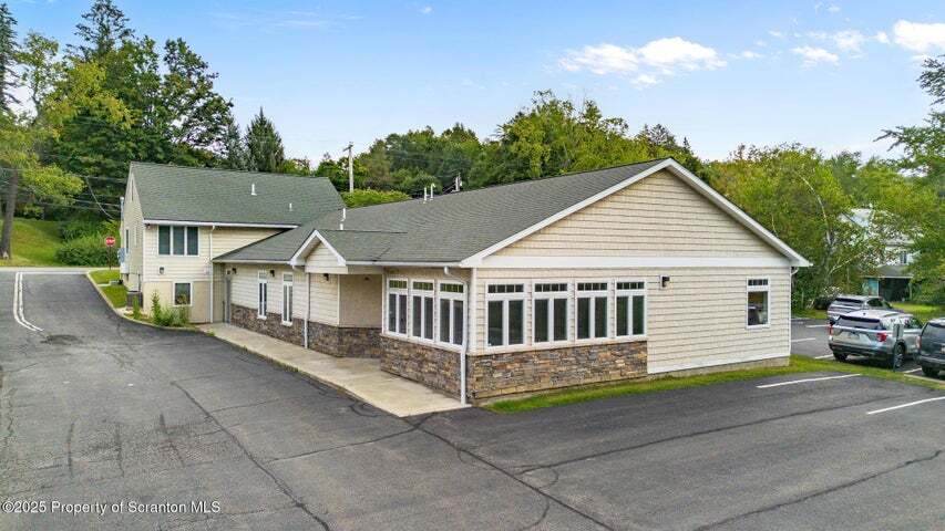 401 N State St, Clarks Summit, PA for Sale