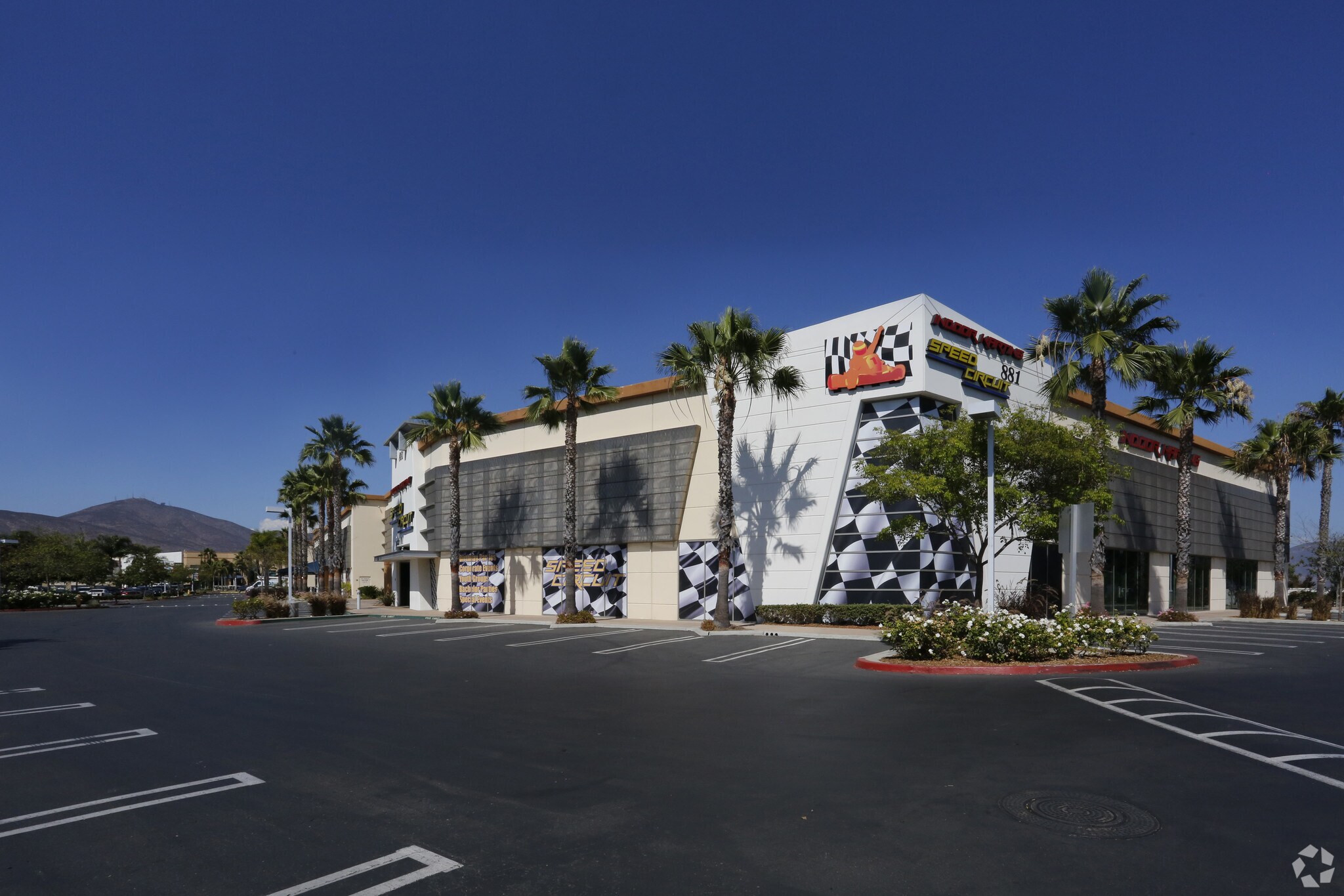 851-881 Showroom Pl, Chula Vista, CA for Rent