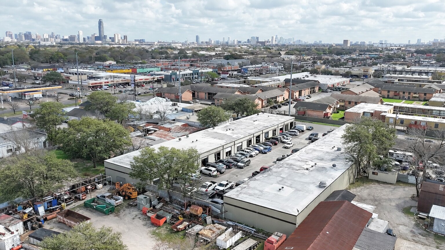 6912 Rampart St, Houston, TX for Rent