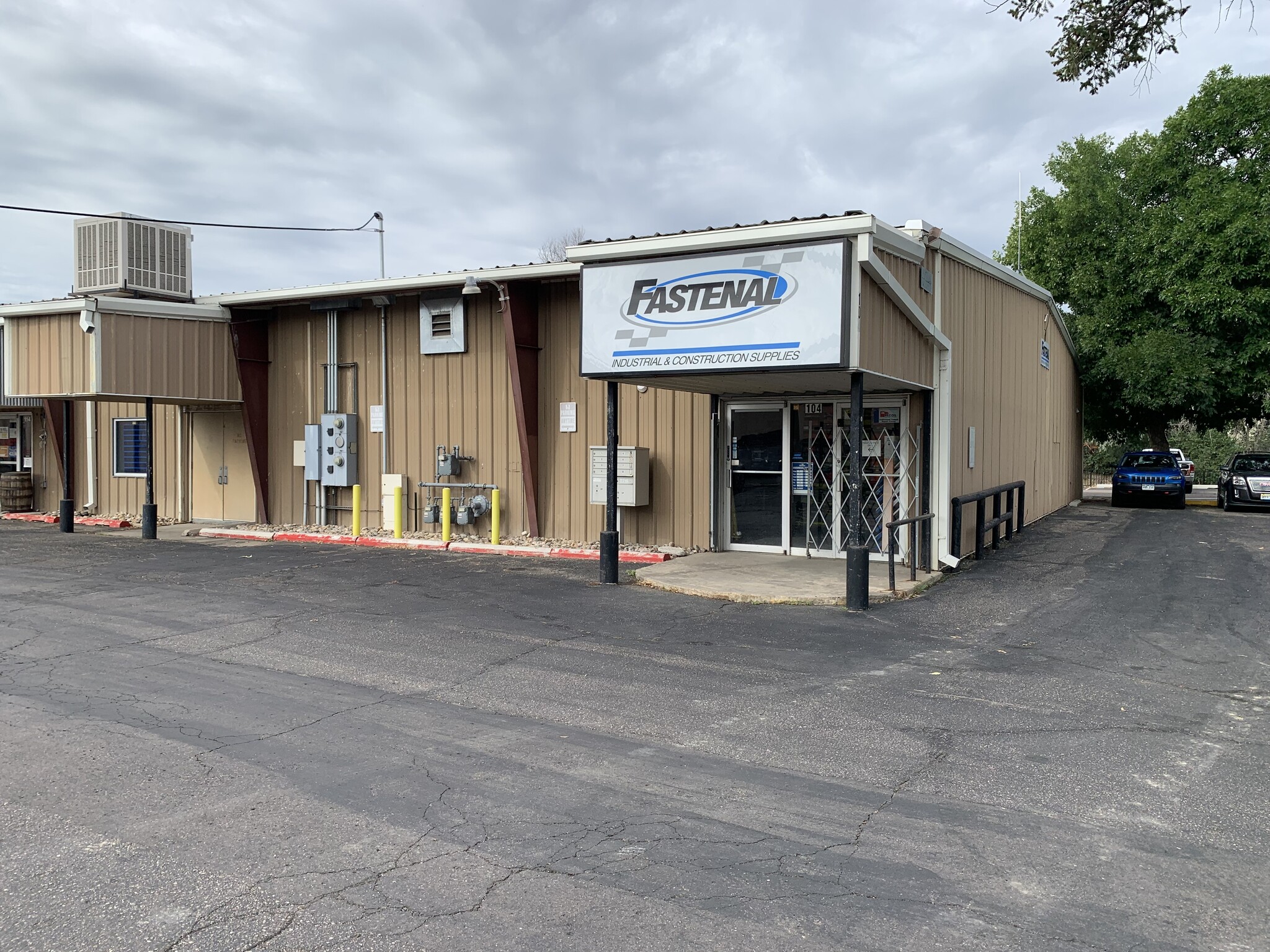 104 E 15th St, Loveland, CO for Sale