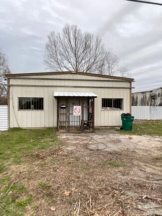 La Marque, TX Warehouse - 609 Oak St
