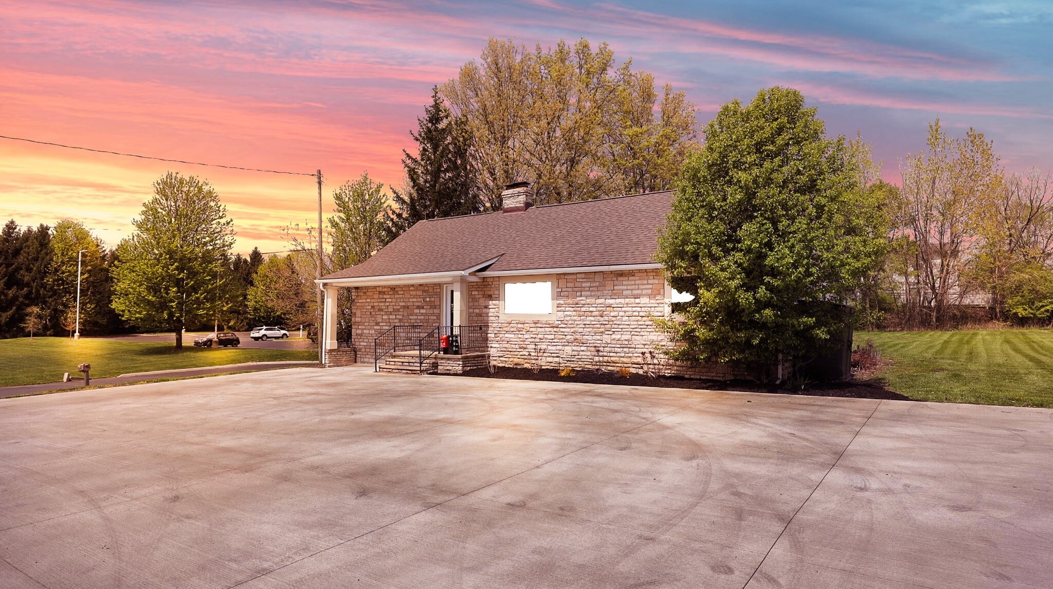 4466 Morse Rd, Columbus, OH for Sale