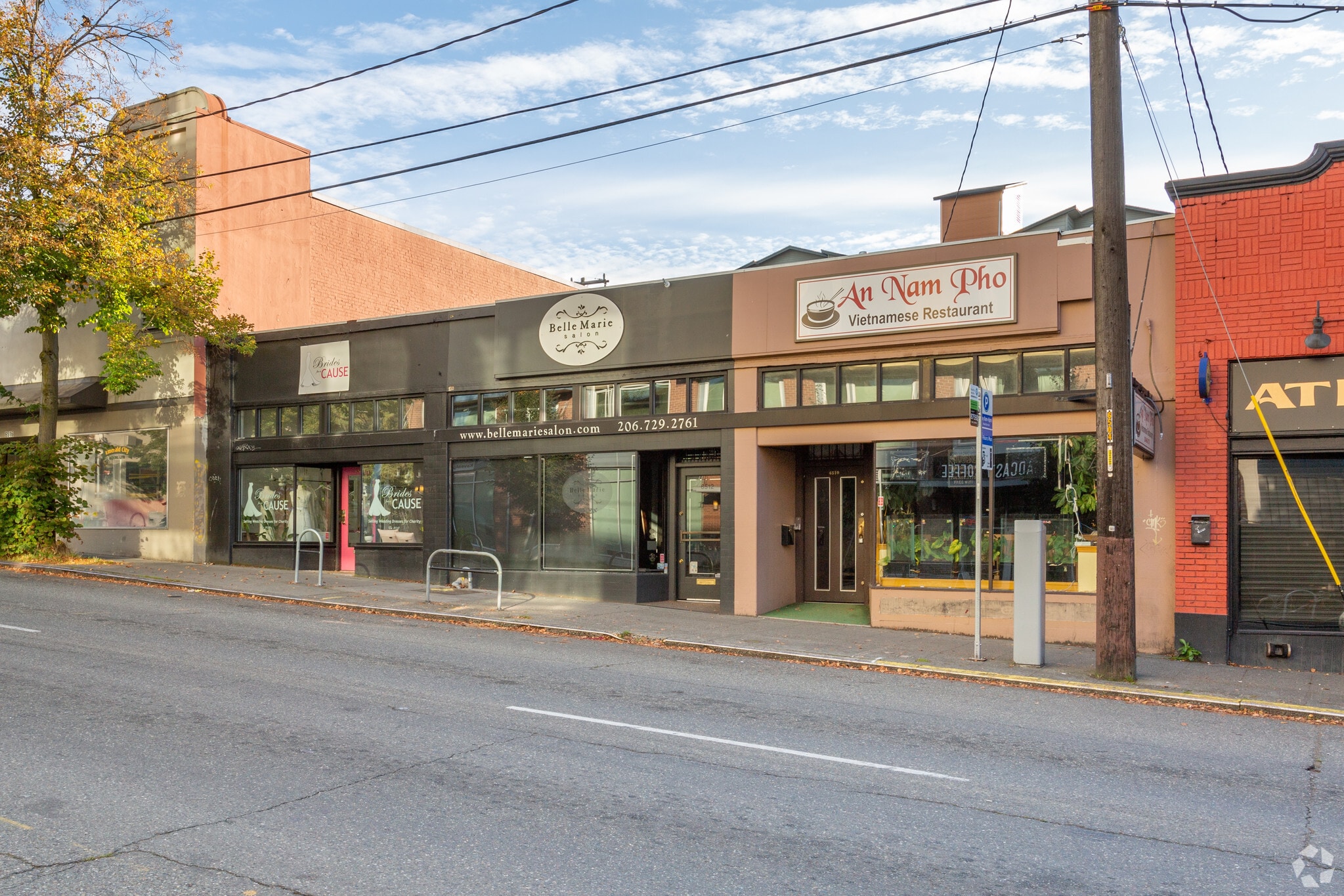 6512 Roosevelt Way, Seattle, WA for Rent