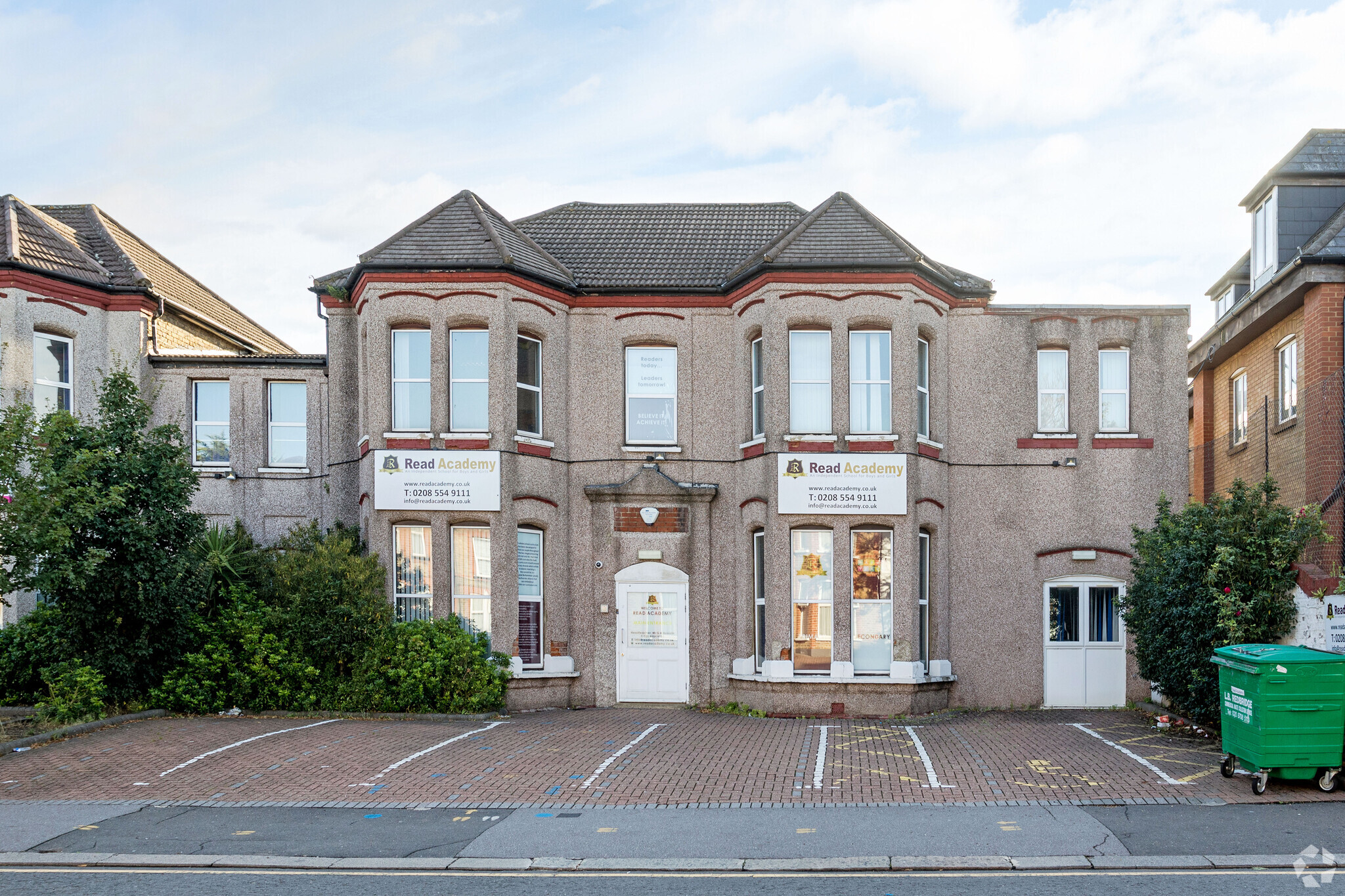34 Mansfield Rd, Ilford, LND for Rent