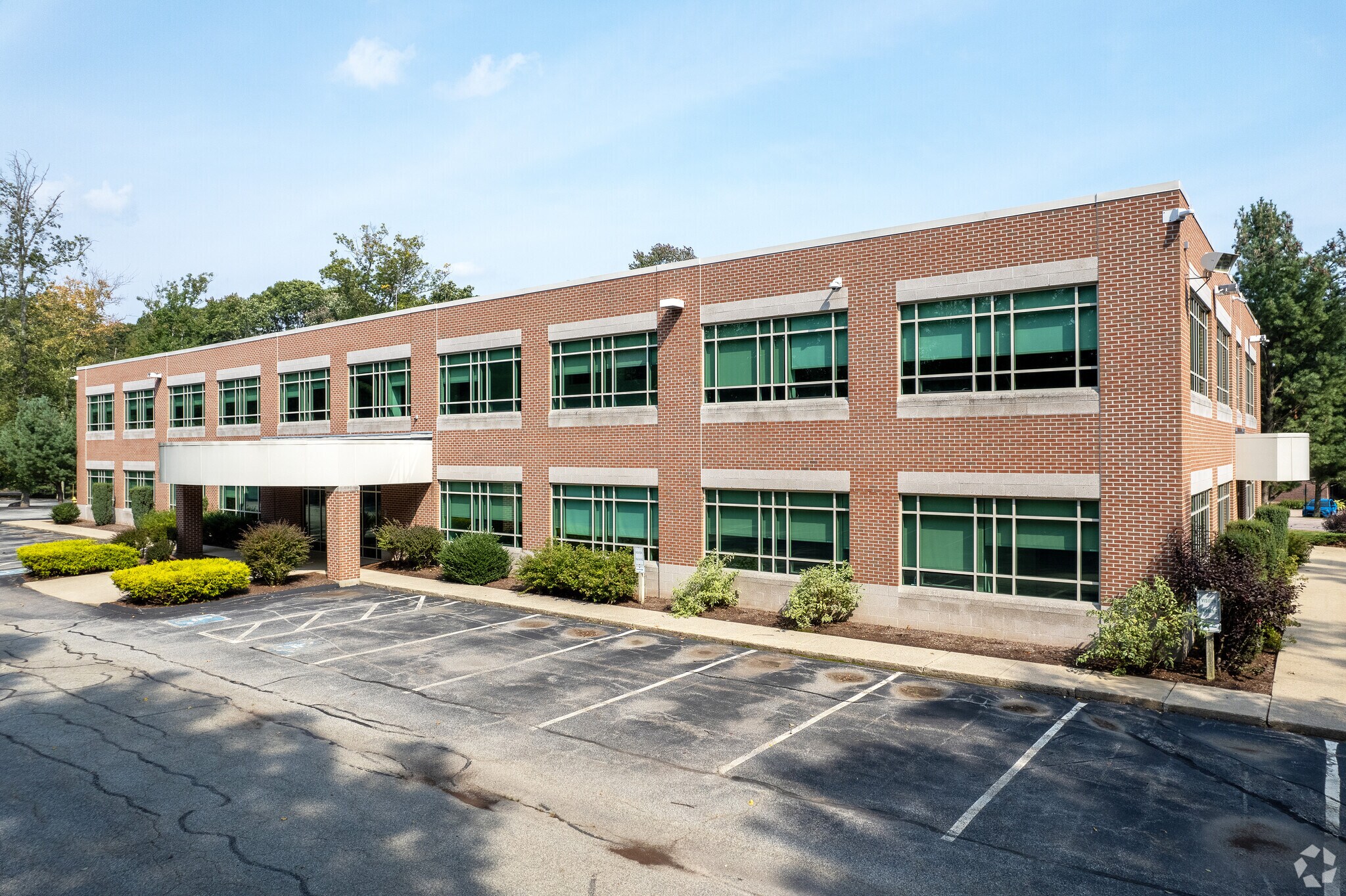 11 Blackstone Valley Pl Lincoln, RI 02865 Office Property for Lease