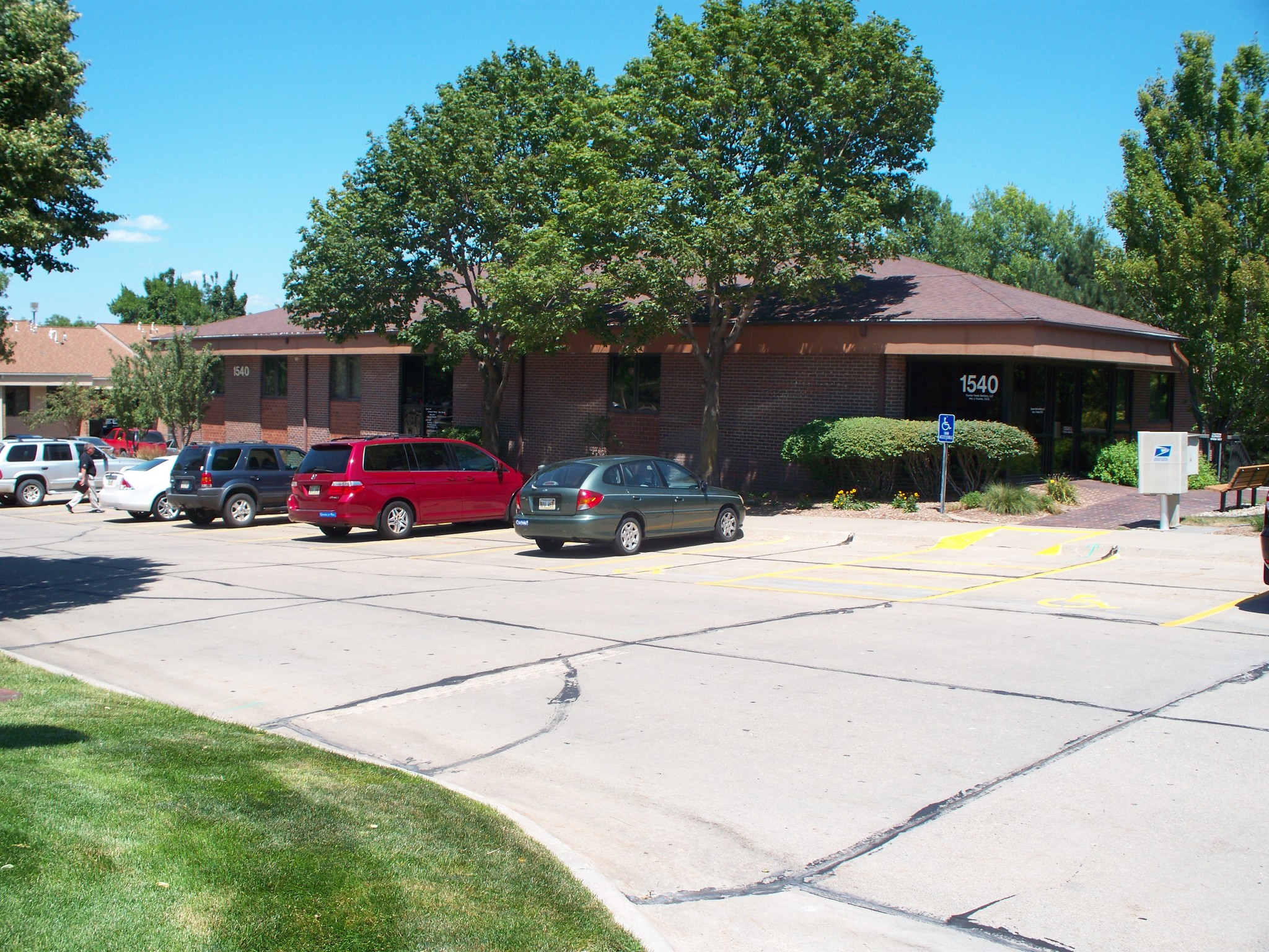 1540 S 70th St, Lincoln, NE for Rent