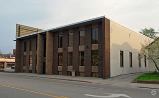 1615 WASHINGTON St E  