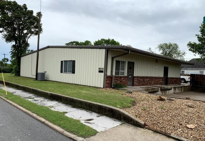 600 Broadway St, Joplin, MO for Sale