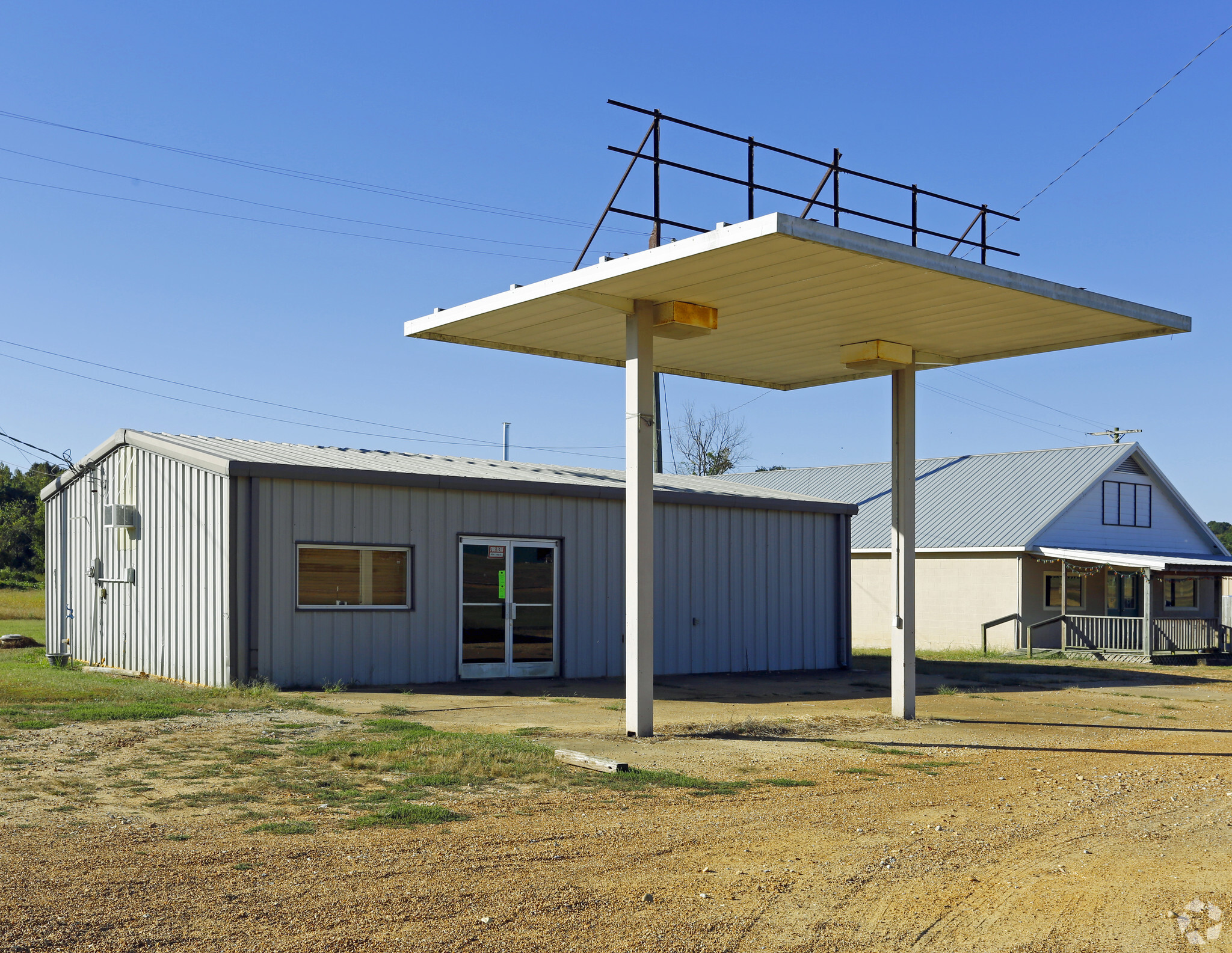 27930 Hwy 6, Sardis, MS for Rent