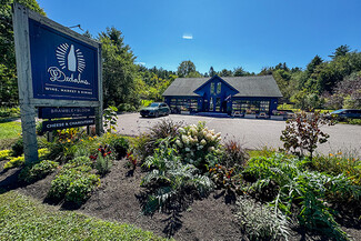 Stowe, VT Freestanding - 1031 Mountain Rd